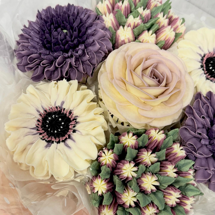 7 Cake Bouquet